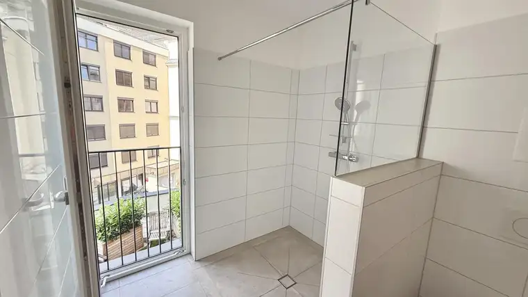 Villach - MaxPalais: *ERSTBEZUG* barrierefreie 2-Zi-Wohnung mit Balkon und Tiefgarage