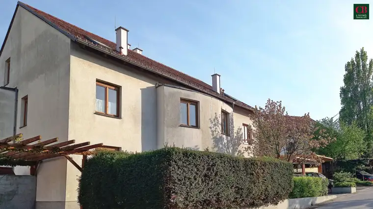 GEPFLEGTE DOPPELHAUSHÄLFTE IM GEFRAGTEN MARTINSVIERTEL