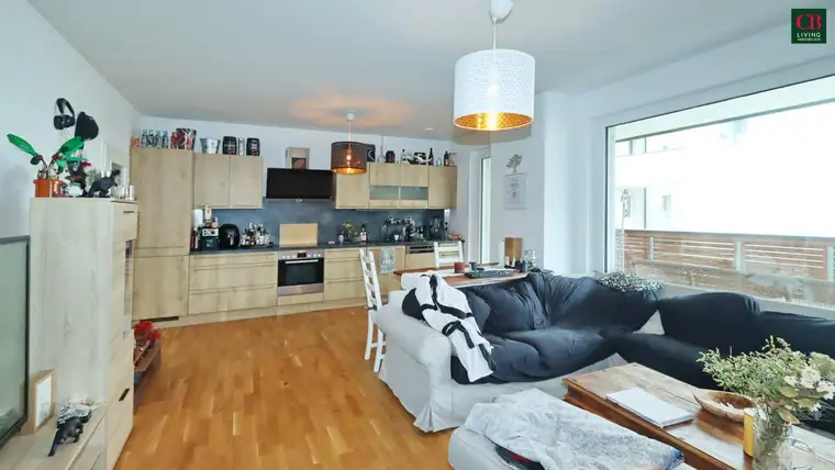 Moderne 3-Zimmerwohnung mit großer Loggia in Zentrumslage