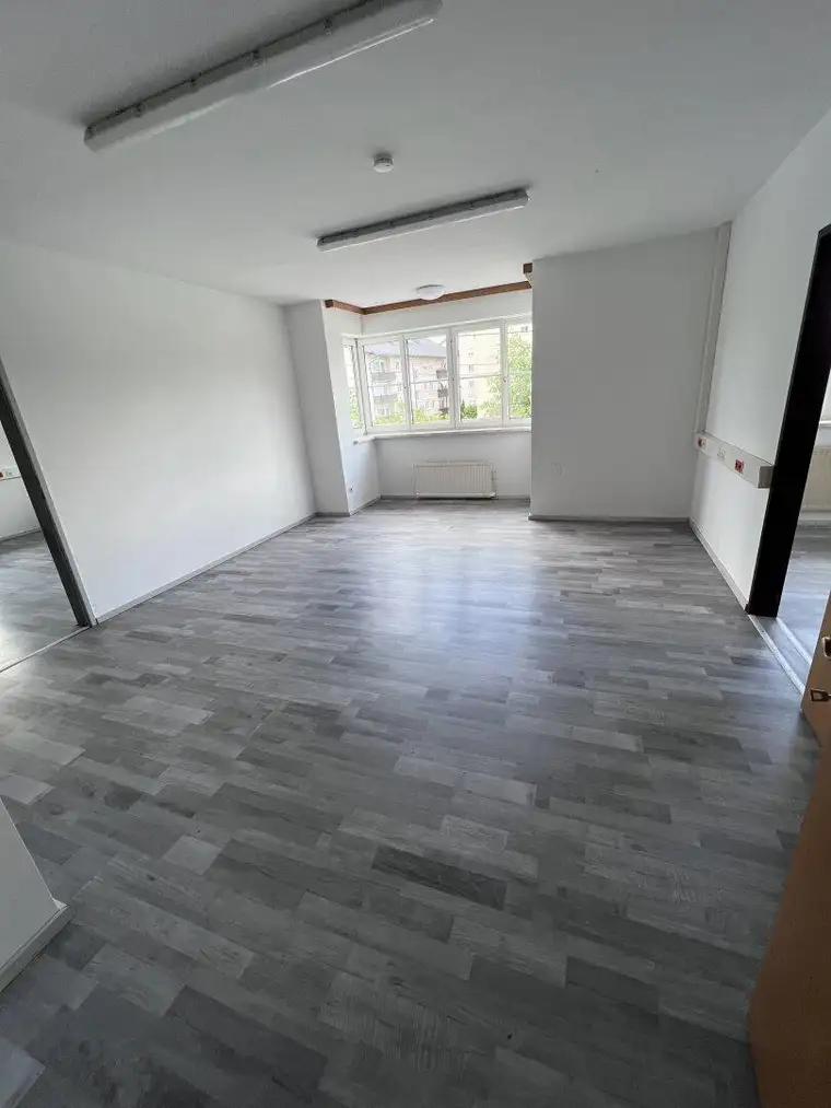 Büro für vieles geeignet in Ebenthal