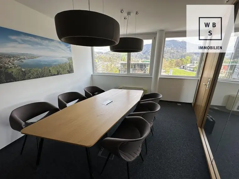 Moderne, helle Bürofläche in attraktivem Gewerbehaus in Dornbirn / Schwefel