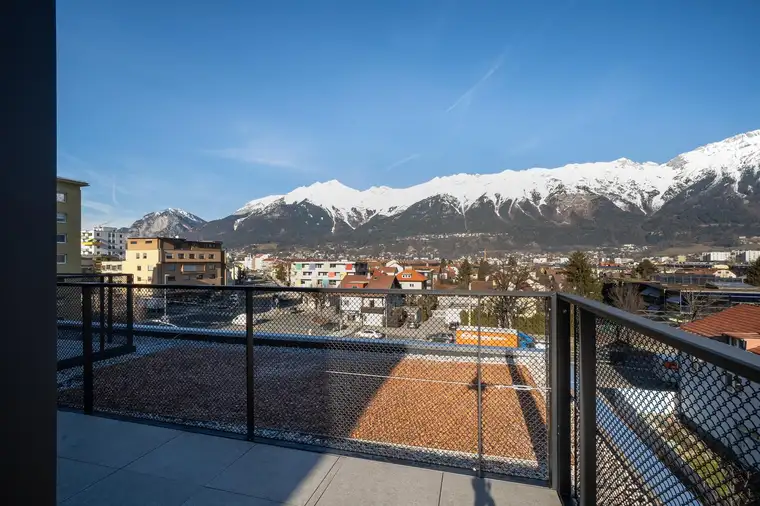 ERSTBEZUG: Traumhaftes Penthouse mit Panoramadachterrasse in Innsbruck