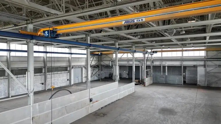 Industriestandort in strategischer Lager - Moderne Produktionshallen in Arnoldstein