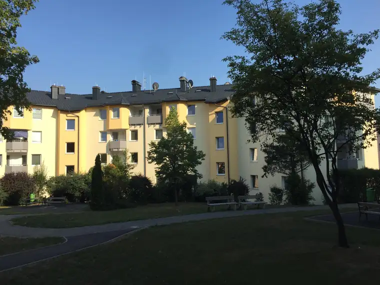 Amstetten, 4 Zimmer, 98 m² / [Telefonnummer entfernt]