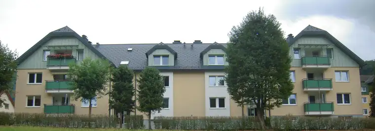 [Telefonnummer entfernt] / geräumige 3-Zimmer-Wohnung in Gaming