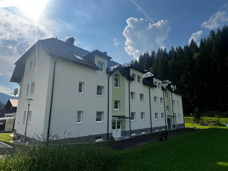 Gaming, 3 Zimmer, 89 m² / [Telefonnummer entfernt]