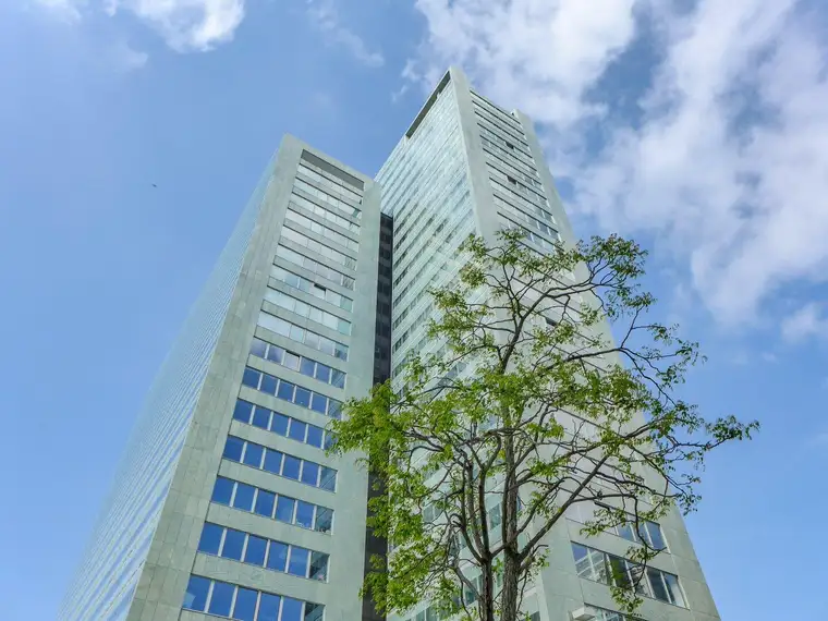 Moderne Büroetage mit tollem Ausblick - 882qm - flexible Aufteilung - Ares Tower - HMZ €14/qm