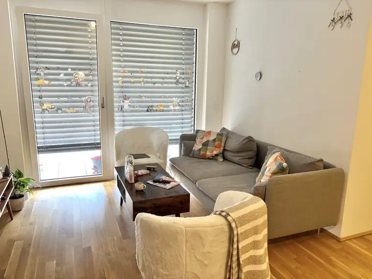 Moderne 2 Zi Wohnung mit Balkon provisionsfrei - nahe U1
