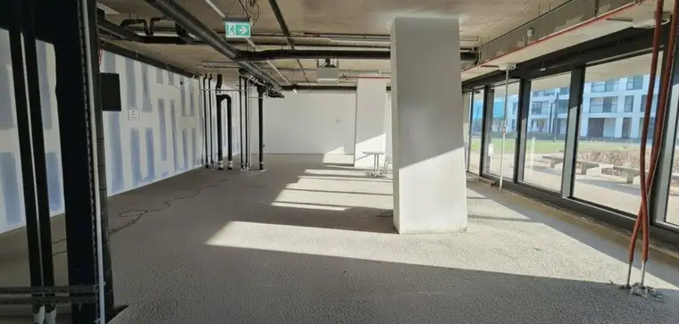 ERSTBEZUG: Bürofläche (148 m²) in der Donau City – DC-Flats