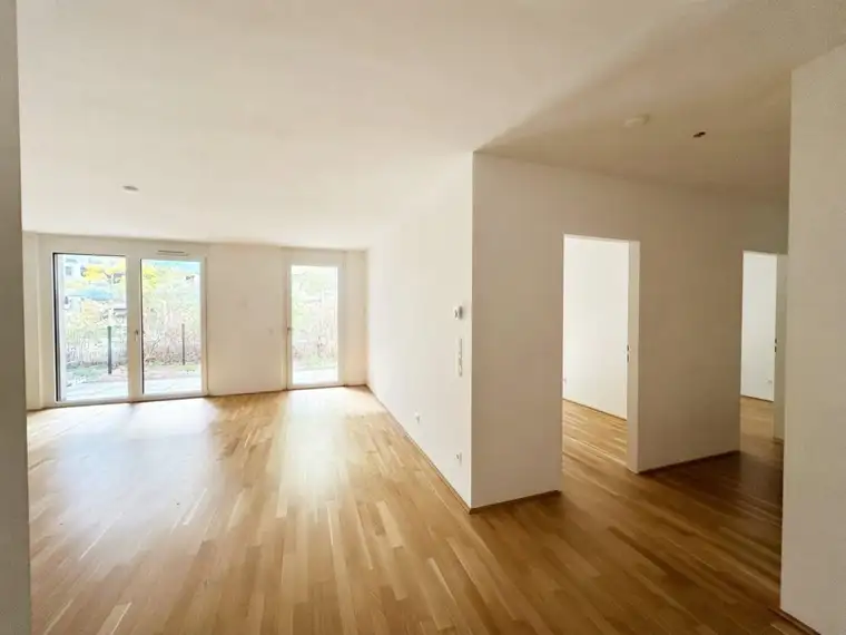 Moderne 3 Zi -Wohnung mit Loggia - nahe Millennium City (provisionsfrei!)