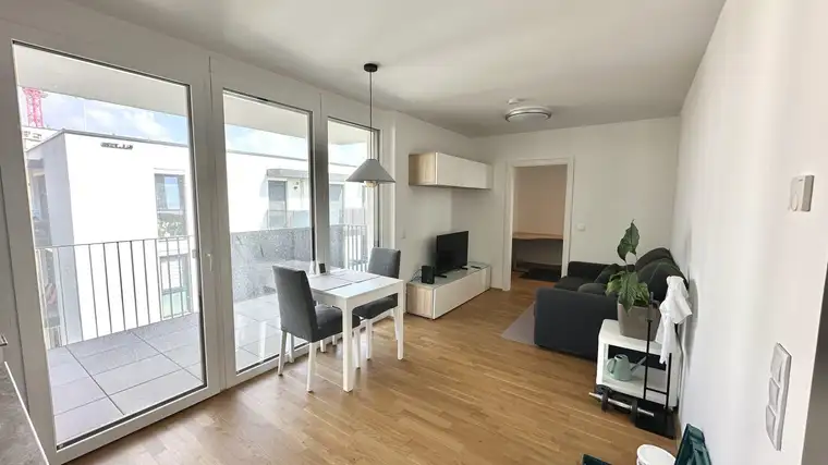 Moderne 2 Zi Wohnung mit Balkon - nahe U1 (provisionsfrei!)
