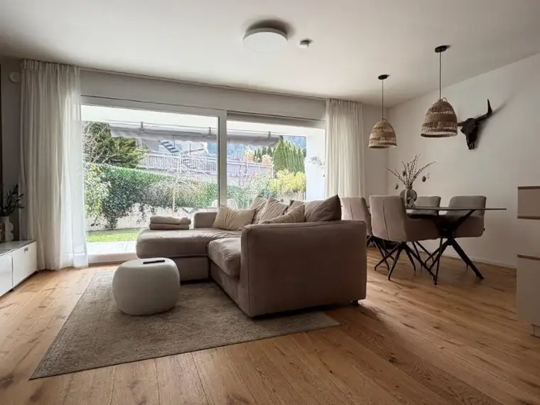 sehr schön ausgestattete 3 ZimmerGartenwohnung mit Terrasse und 2x TG-Platz in ruhiger Lage von Weer