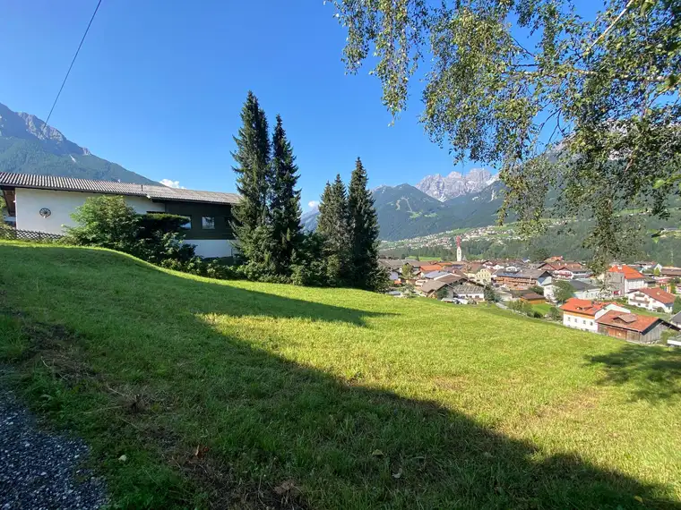 Baugrundstück in schöner, sonniger Aussichtslage von Mieders/Stubaital zu verkaufen