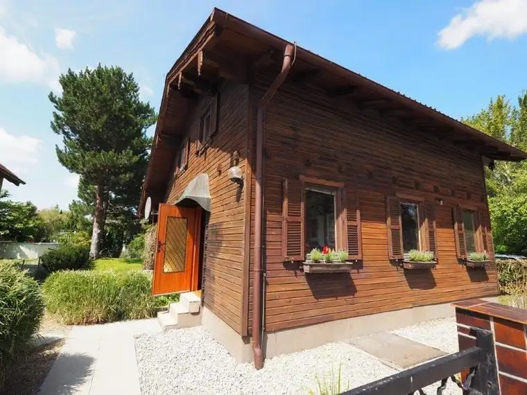 Urlaubsfeeling am Wasser – Ihr eigenes Haus am See in Lassee!