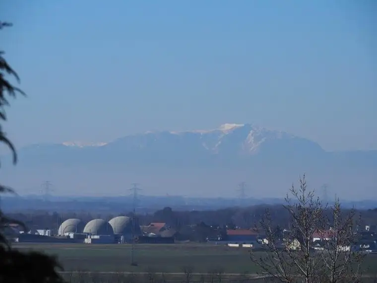 Traumhaftes Haus, Fernblick, Nähe Wien und Schwechat !