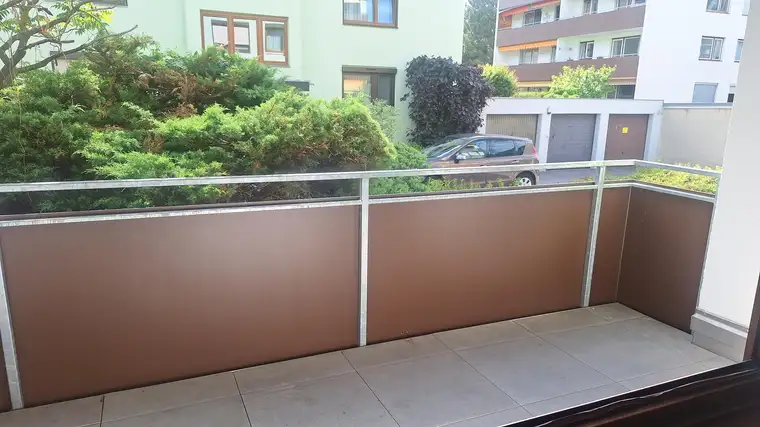 SCHNÄPPCHEN: Perfektes Anlegerobkjekt in IBK in UNI-Nähe: Geräumige, zentral gelegene 3-Zimmer Wohnung mit Loggia, Keller und 1 AAP-FL!