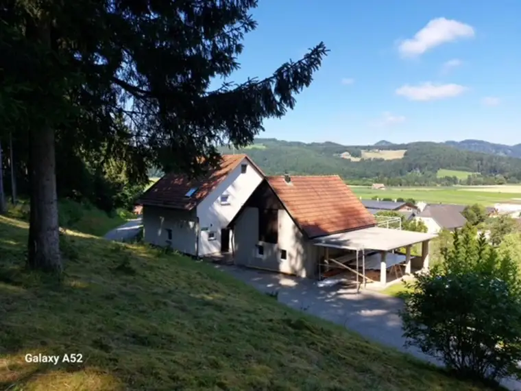 Wunderschönes Einfamilienhaus mit Garten und Nebengebäude in der Nähe von Lavamünd