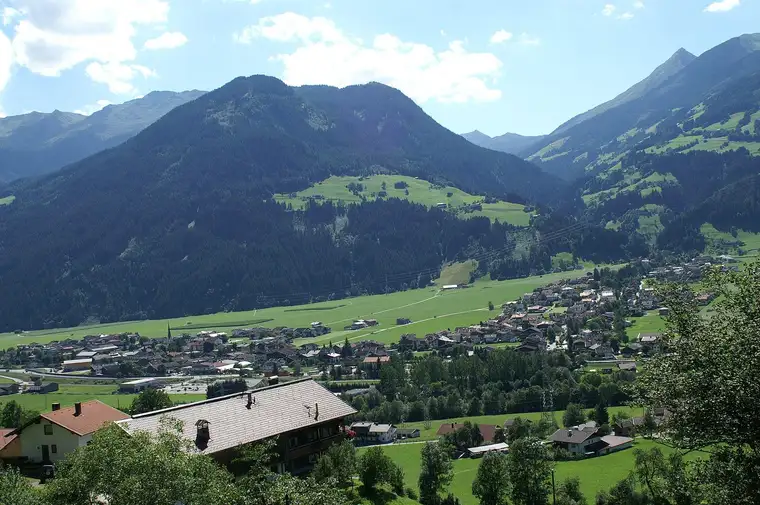 Landhaus in sonniger Lage