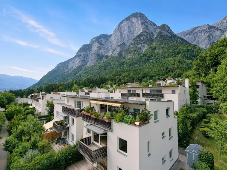 Sonnige 3-Zimmer-Wohnung mit Südbalkon und Tiefgarage