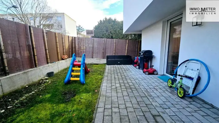 Nähe U1 Garten-Terrassenwohnung mit 36 m² Freifläche