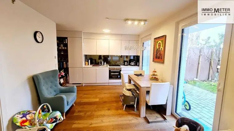 Nähe U1 Garten-Terrassenwohnung mit 39 m² Freifläche