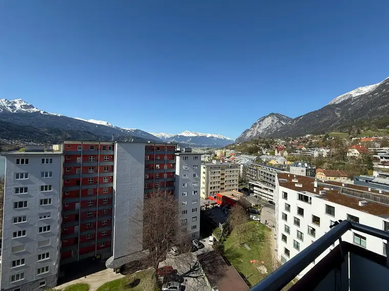 Dachgeschosswohnung mit Panoramablick – Toplage am Inn