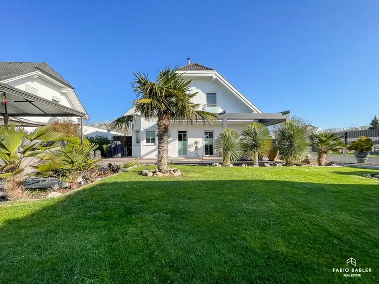 Modernisiertes Einfamilienhaus mit Traumgarten und vielen Extras | ca. 176 m² Nutzfläche &amp; Whirlpool