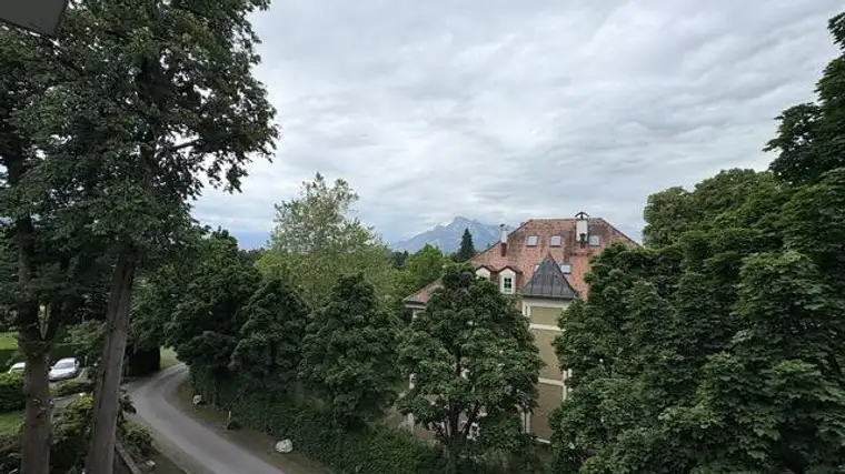 Parsch: Elegante Rooftop-Wohnung mit eigenem Lift und fantastischem Blick (Preis inkl. 2 TG)
