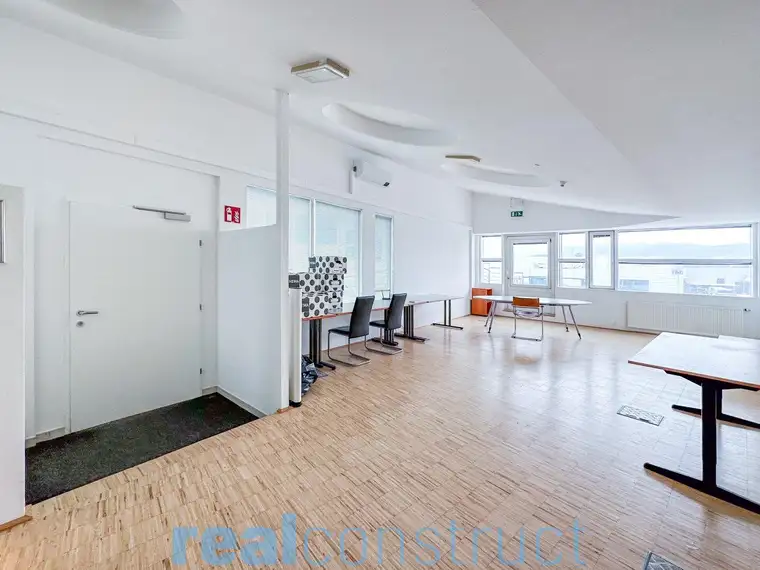 All-Inclusive-Büro mit 70 m2 inkl. BK, Heizung und Klimaanlage