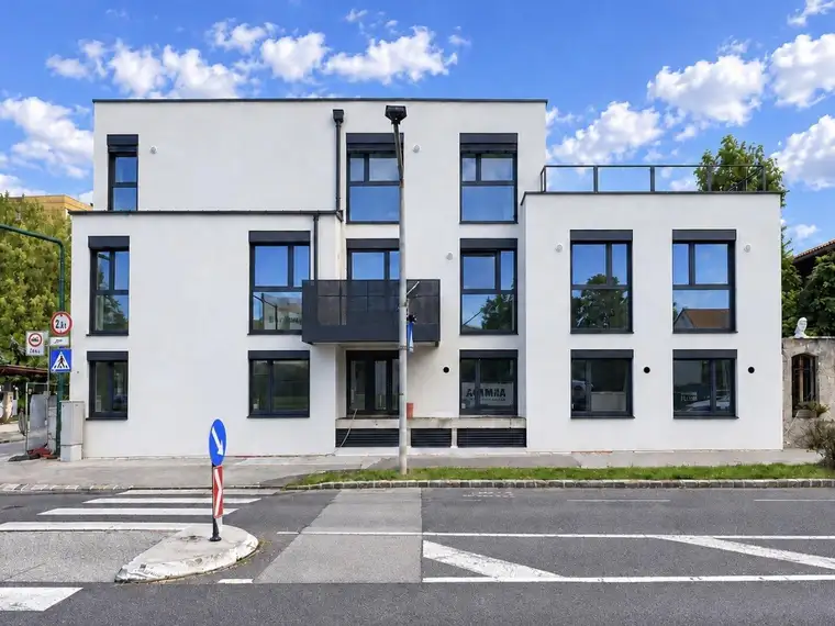 ANLEGER AUFGEPASST - JF2 - Moderne 4-Zimmer-Wohnung mit Balkon und Dachterrasse - TOP 6