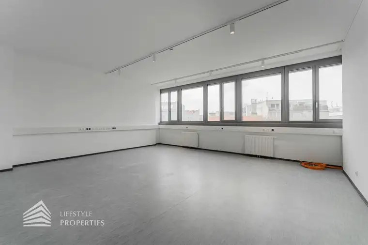 Attraktives 6-Zimmer Büro/Praxis, Nähe Enkplatz