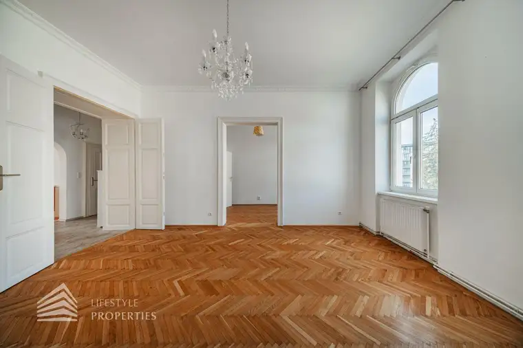 Helle 3-Zimmer Wohnung, Nähe Schloss Hetzendorf
