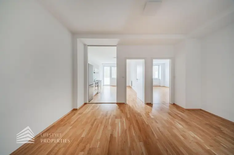 Einzigartige 2-Zimmer Wohnung mit Balkon in Bahnhofsnähe