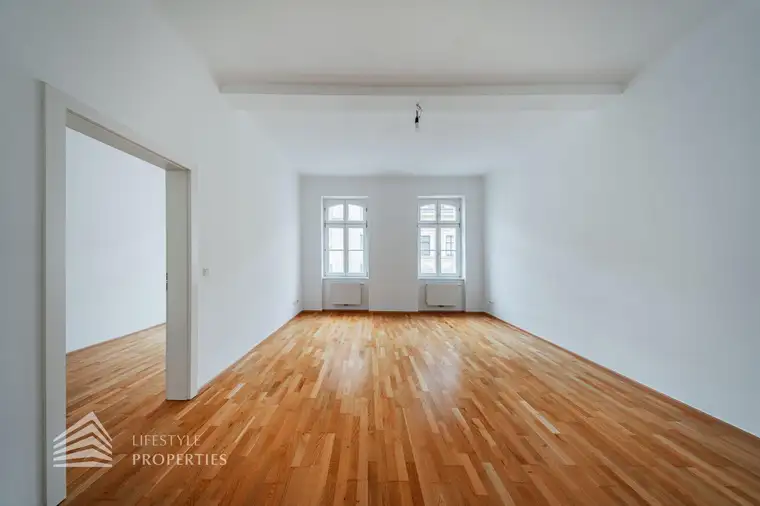 Helle 2-Zimmer Wohnung, Nähe Landstraße Hauptstraße