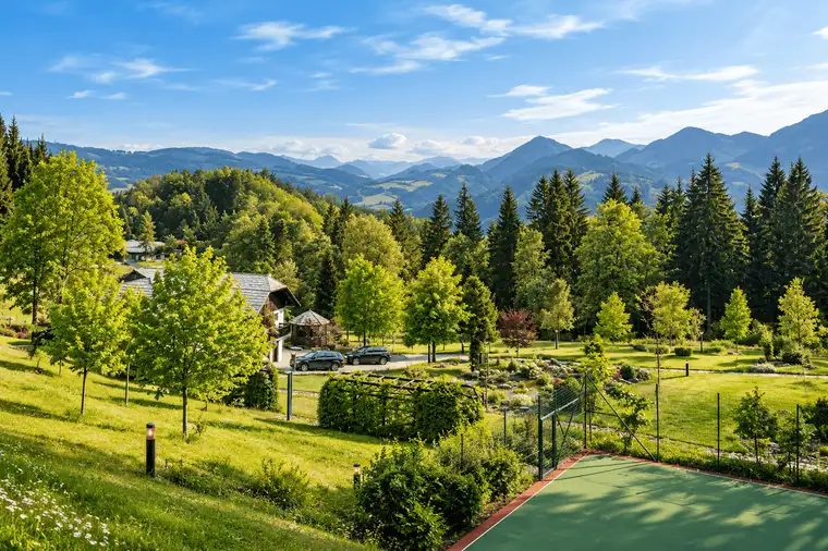 Historischer Landsitz in Alleinlage – rund 2,5 Hektar Natur, Privatsphäre und außergewöhnliches Potenzial