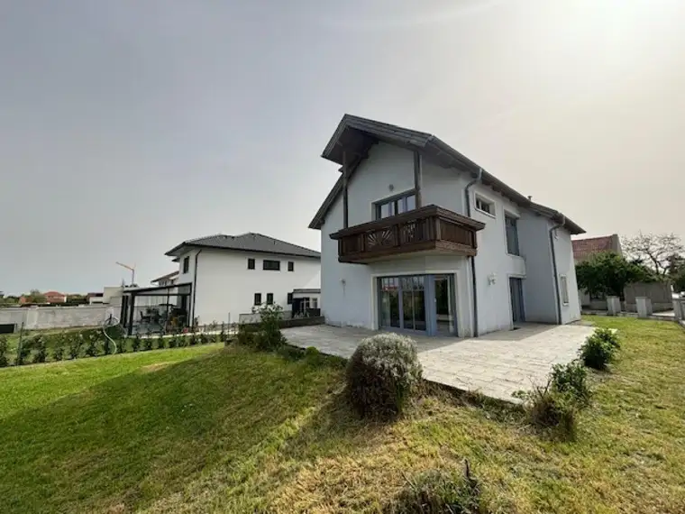 Purbach - Familientraum mit Seeblick in ruhiger Sonnenlage