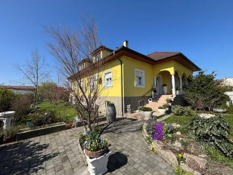 Winden am See - Ihr Traumhaus mit großem Garten wartet auf Sie!