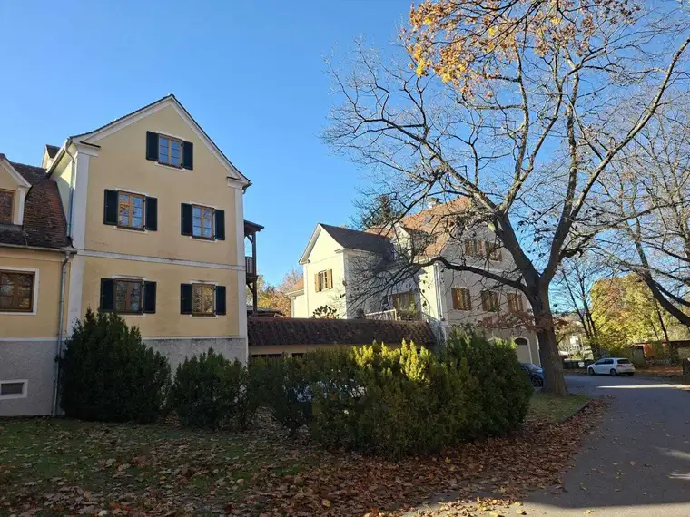 Solides Renditeobjekt: Mehrparteienhaus mit 10 Wohneinheiten in Pöllau