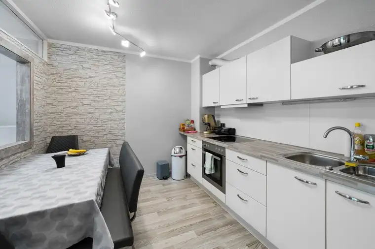Gepflegte Wohnung mit sonniger Loggia - Ruhig und zentral in Villach