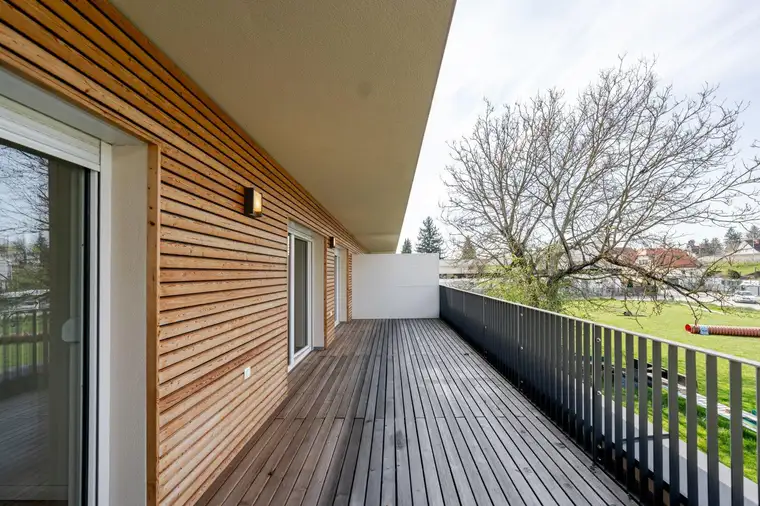 Großzügige 3-Zimmer-Wohnung mit 21 m² Terrasse
