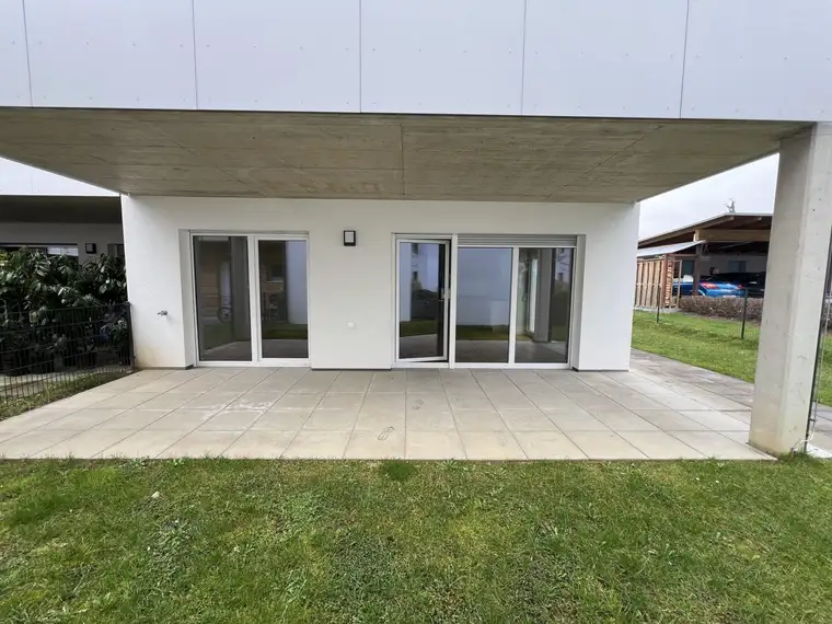 Mietwohnung 4-Zimmer mit Garten