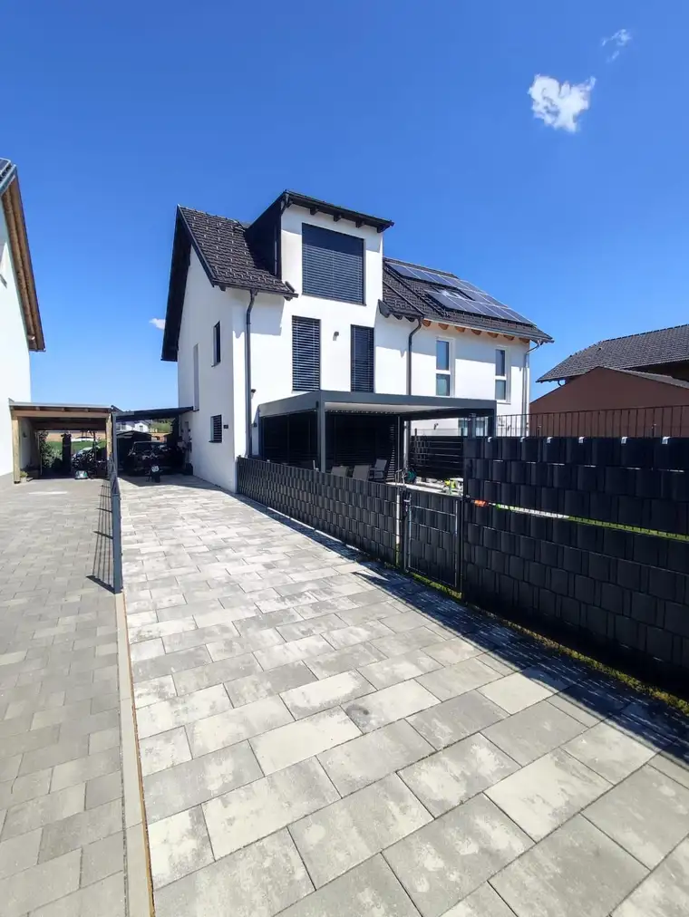 Moderne Doppelhaushälfte in St.Georgen - „Ihr Wohntraum wird wahr!“