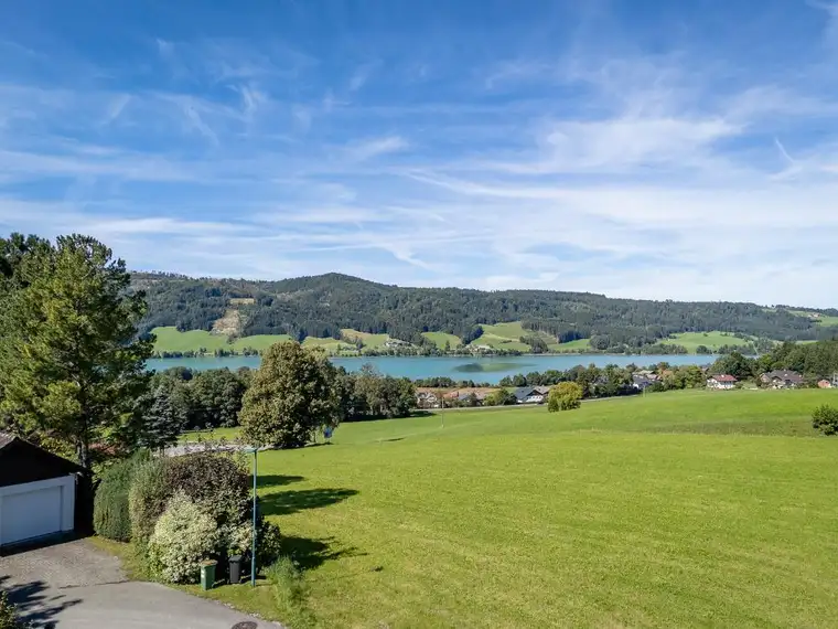 Landhausvilla mit Blick über den See Eleganz trifft Idylle – Zell am Moos 