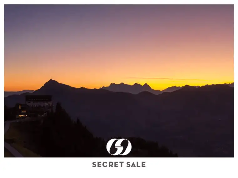 Unikum mit Blick auf die "Streif" - Penthouse in der Kitzbüheler Innenstadt