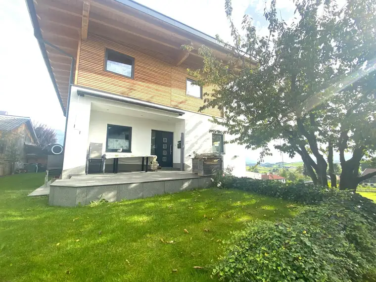 Atemberaubendes Haus mit Einliegerwohnung in Grinzens