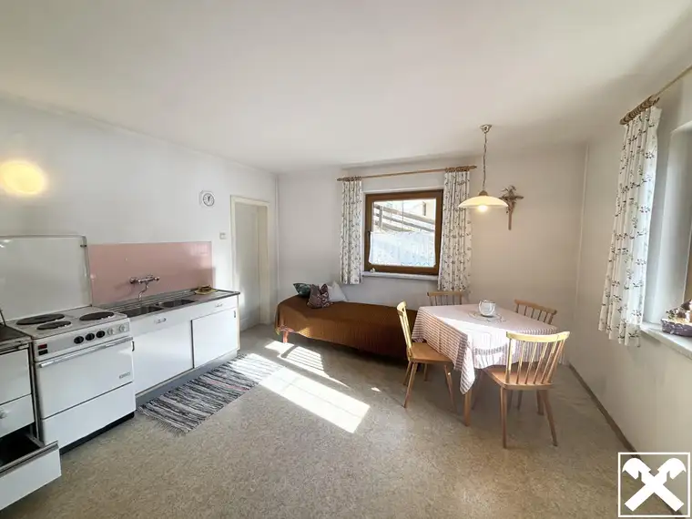 Haus mit Traumaussicht in Trins – viel Platz &amp; großes Potenzial für Ihr Traumzuhause!