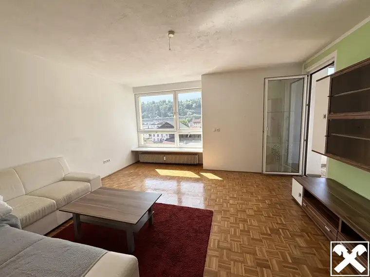 Innsbruck / Amras: großzügige und helle 3-Zimmer Wohnung