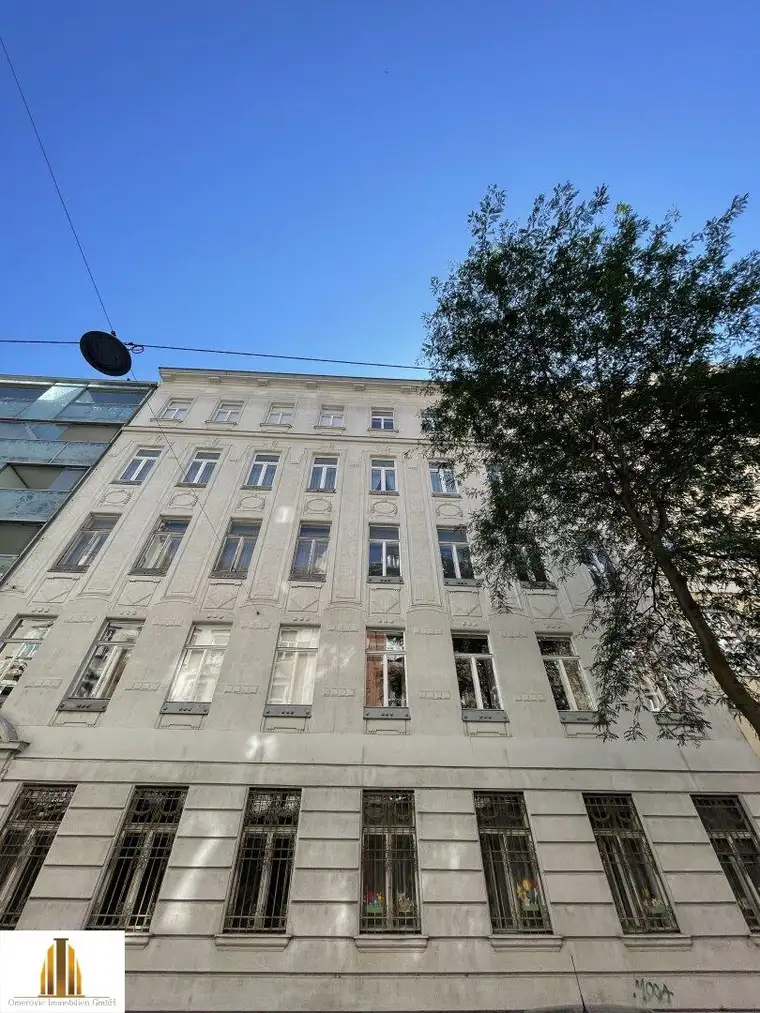 CLASSIC! Altbauwohnung mit 2,5 Zimmer nächst Burggasse/Volkstheater