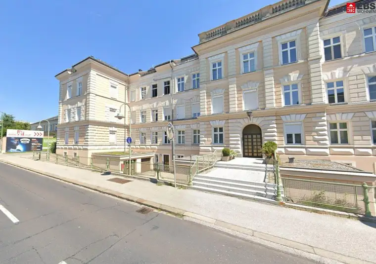 Großzügige und leistbare 3-Zimmer-Wohnung mit Parkplatz in angenehmer Wohnlage in Wels - Teilsanierung !