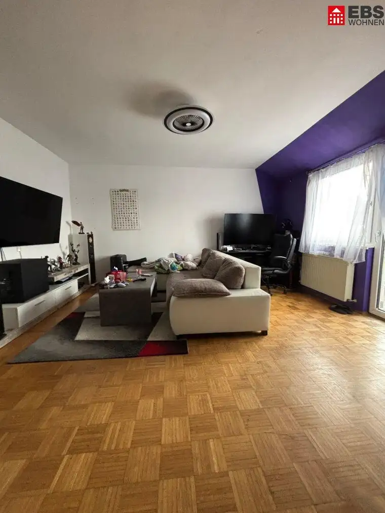 Großzügige 3-Zimmerwohnung mit rd. 85 m² inkl. Balkon in hervorragender Zentrumslage von Wels! Perfekte Anbindung, Infrastruktur und Erreichbarkeit! Parkplatz und Kellerabteil vorhanden!